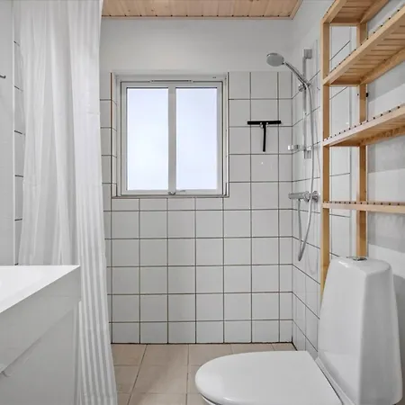 Ferdine - From The Sea By Interhome Hals