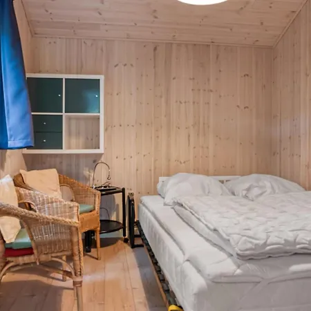Ferdine - From The Sea By Interhome Hals